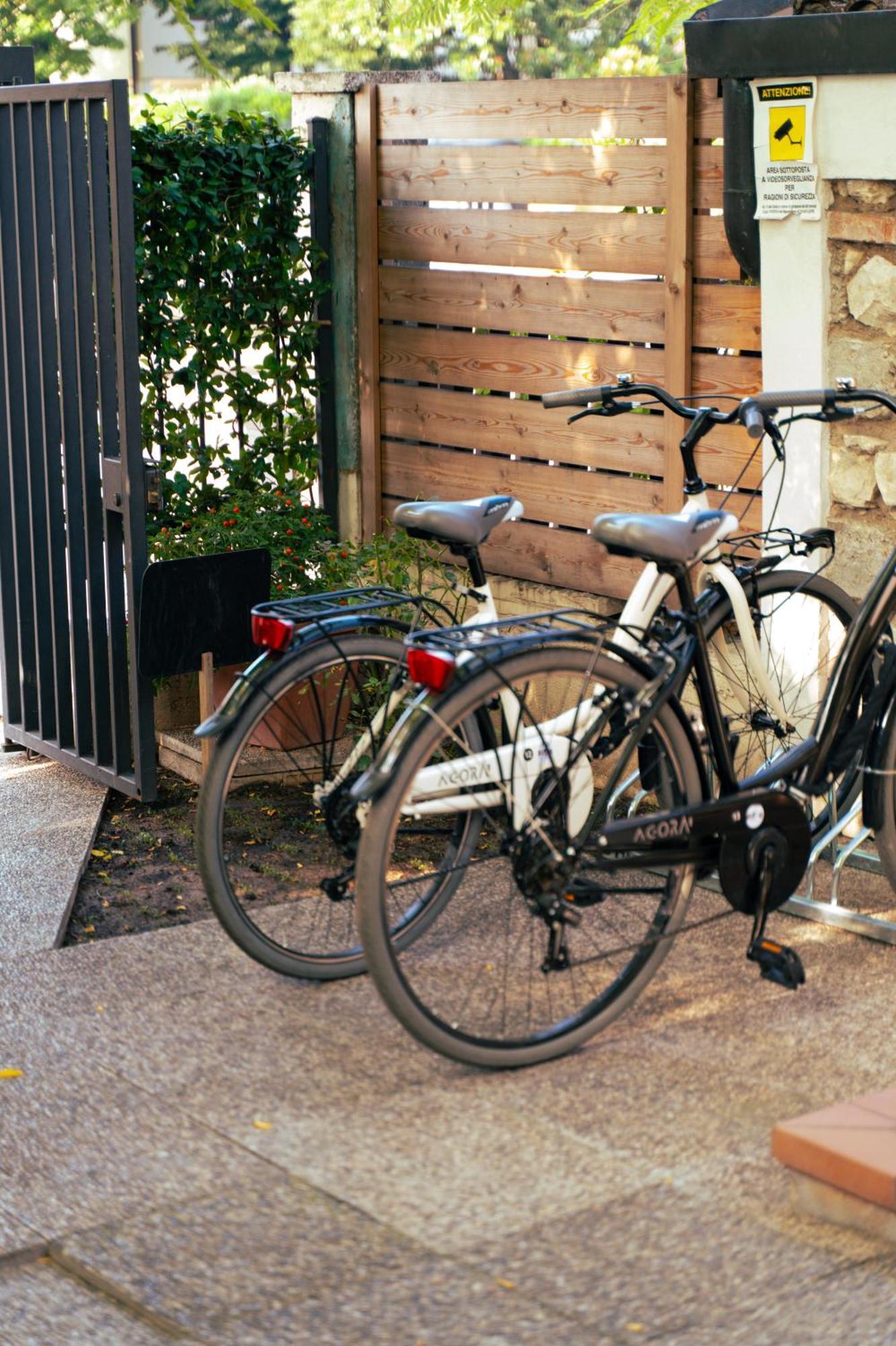 Bed And Bike Verona Exteriör bild